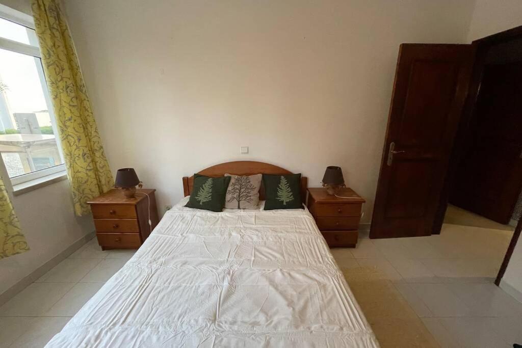 Blue - Beachfront Apartment Armação de Pêra Εξωτερικό φωτογραφία